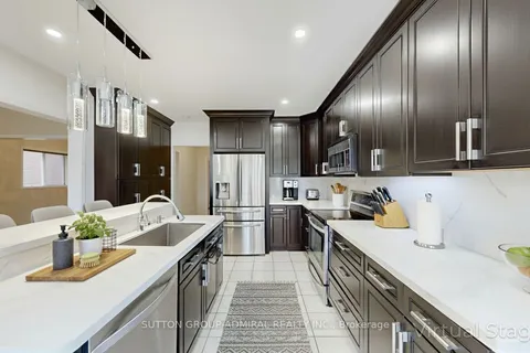 59 Springer Drive, ON L4C 0G3