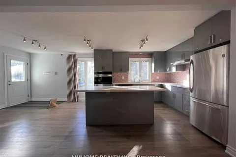 344 Steeles Avenue, ON L3T 1A8