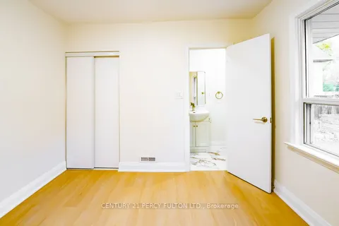 243 Ruggles Avenue, ON L4C 1Y6