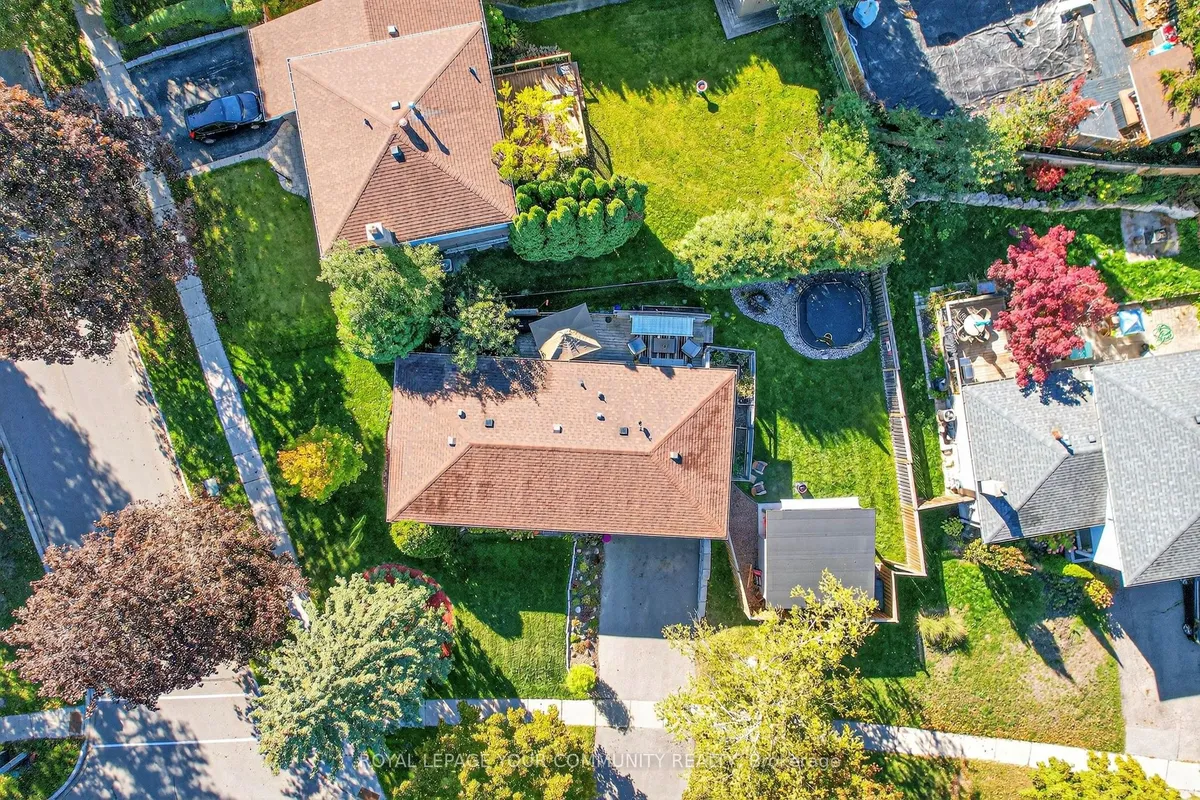 105 Orchard Heights Boulevard, ON L4G 2Z8