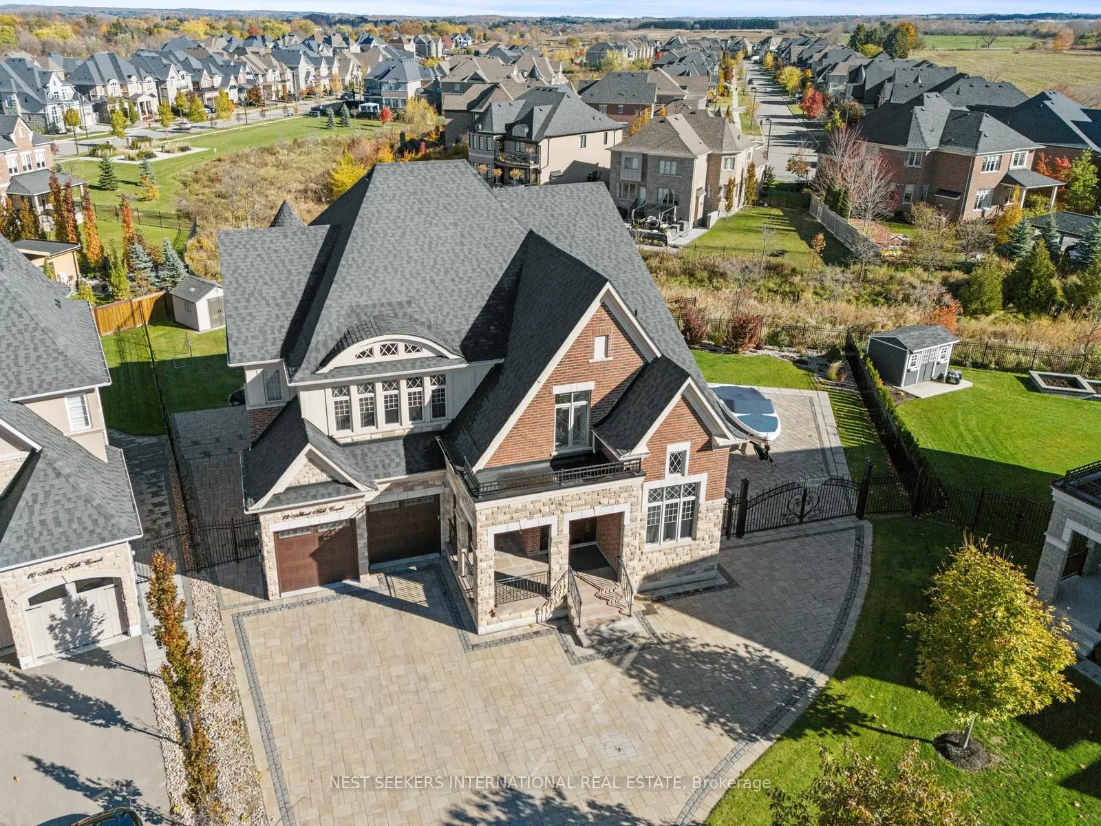 12 Albert Hill Court, ON L7B 0P1