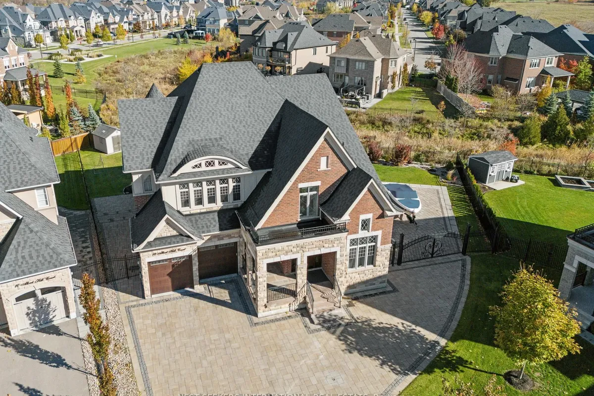 12 Albert Hill Court, ON L7B 0P1