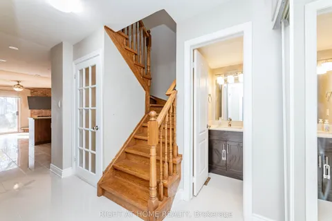 37 Cheeseman Drive, ON L3R 3G3