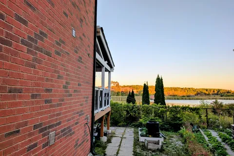 75 Pointon Street, ON L4G 0J9