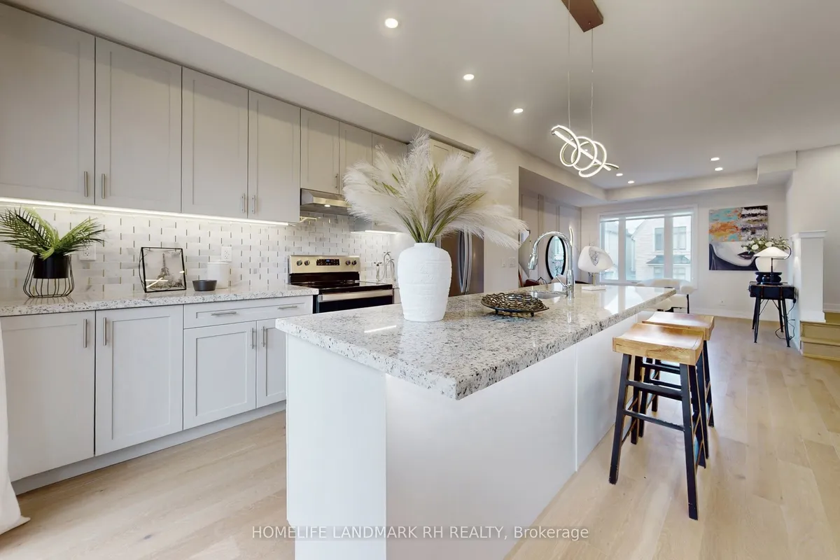 100 Guardhouse Crescent, ON L6C 3J9