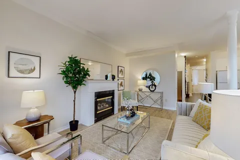 10 Whitford Road, ON L6C 2J3