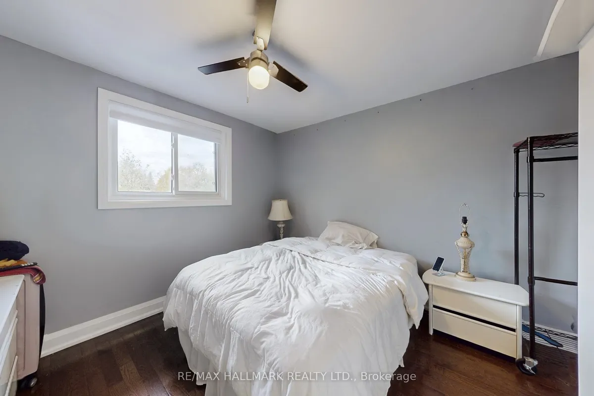 4 Devins Drive, ON L4G 2Z1