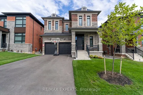 17 Kinburn Crescent, ON L3L 0E9