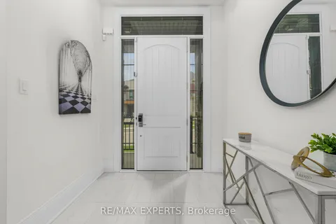 17 Kinburn Crescent, ON L3L 0E9