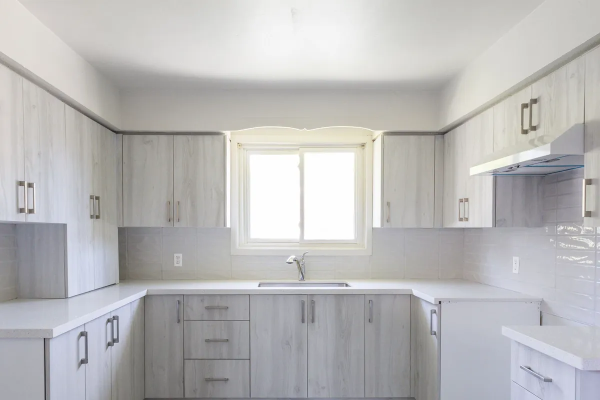 347 Hollywood Drive, ON L4P 3A2