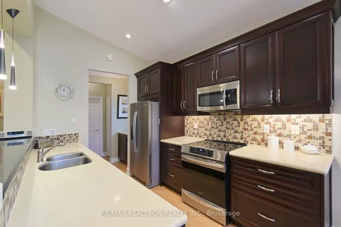 58 Player Place, ON L4A 1M1