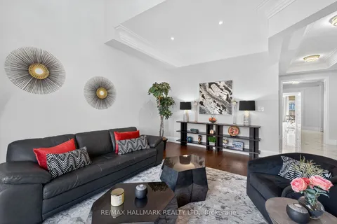 29 Secret Garden Court, ON L4H 4N6