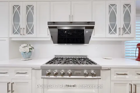 1098 Secretariate Road, ON L3X 1M3