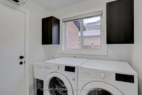 220 Olde Bayview Avenue, ON L4E 3C7