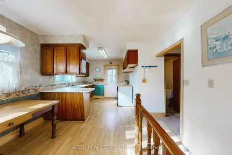 4424 Aurora Road, ON L4A 2R3