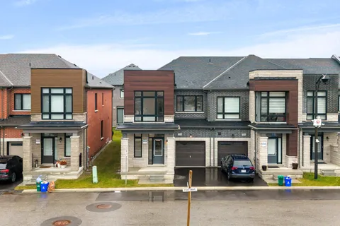 30 Blick Crescent, ON L4G 4A6