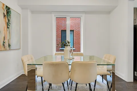 30 Blick Crescent, ON L4G 4A6