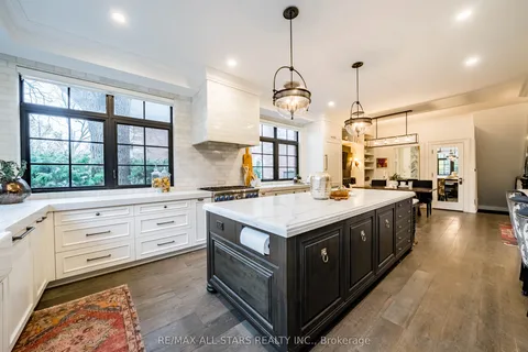 191 Rupert Avenue, ON L4A 1B6