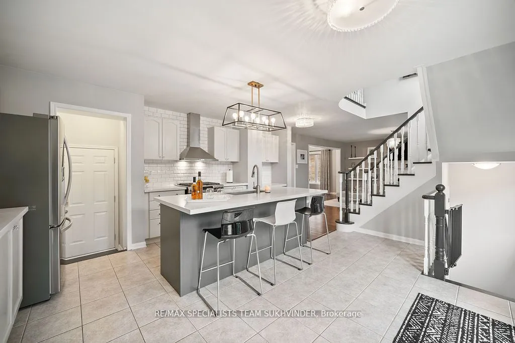 12 Dunning Drive, ON L9R 0B5