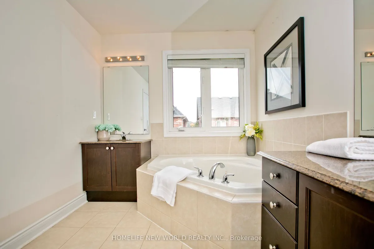 1015 Ralston Crescent, ON L3X 3H8