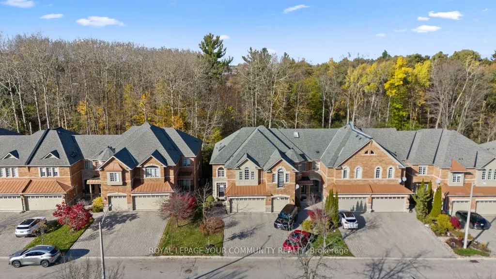 107 Westbury Court, ON L4S 2L3