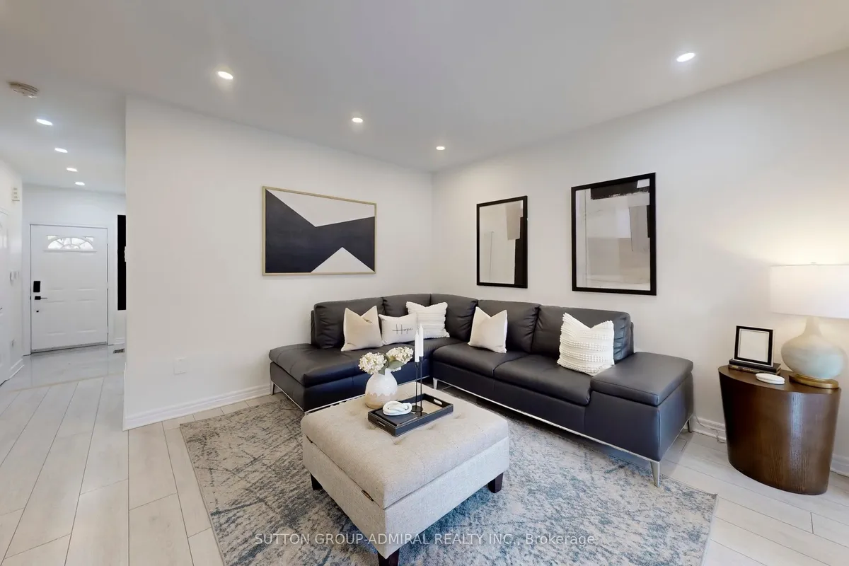 62 Agostino Crescent, ON L4K 5L1