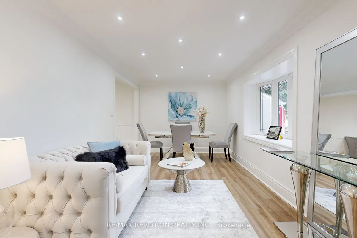 56 Don Mor Drive, ON L3Y 1G7