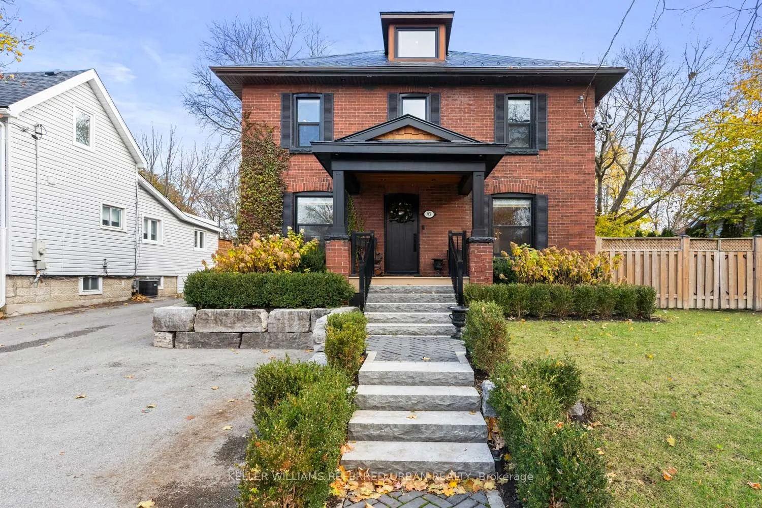 93 Concession Street, ON L3Y 3W4