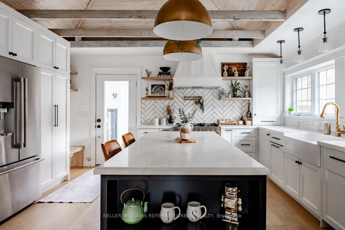 93 Concession Street, ON L3Y 3W4