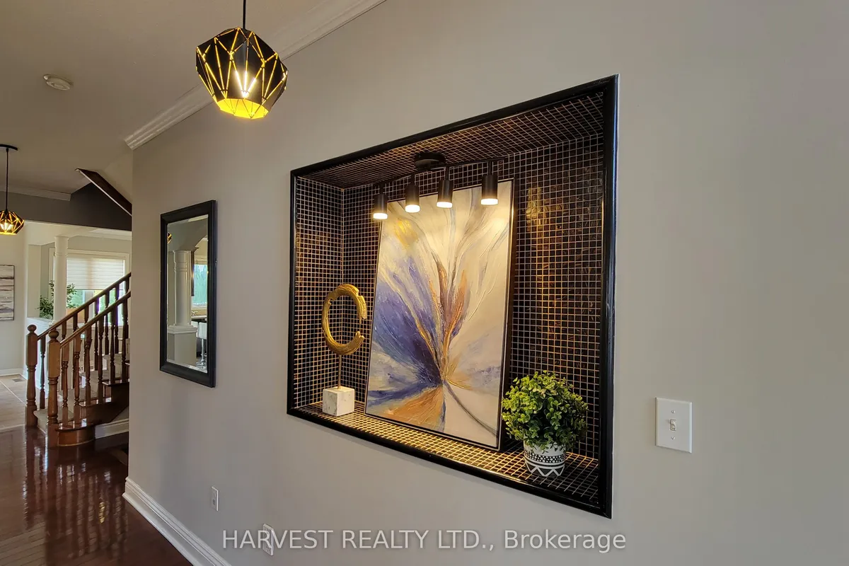 10 Conover Avenue, ON L4G 7Z3