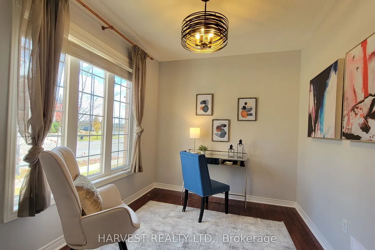 10 Conover Avenue, ON L4G 7Z3