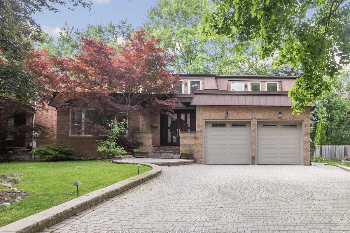 14 Village Squire Lane, ON L3T 1Z9