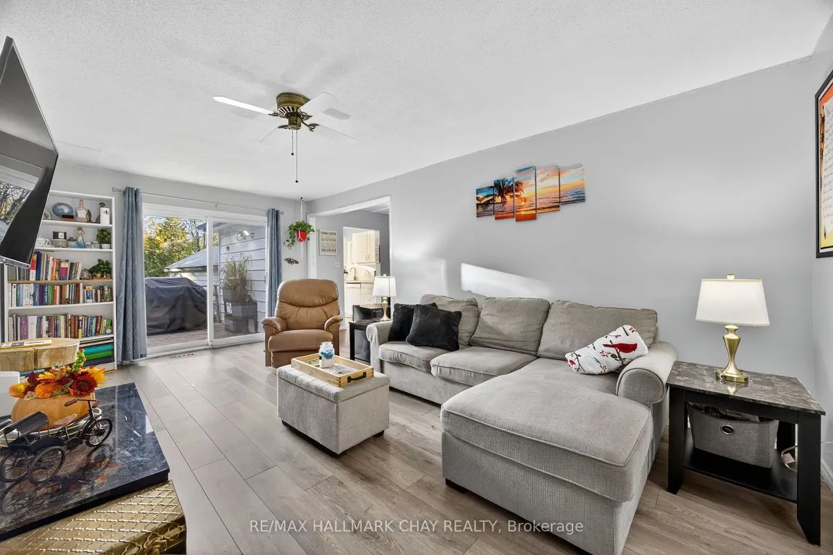 2036 Northern Avenue, ON L9S 1Z4