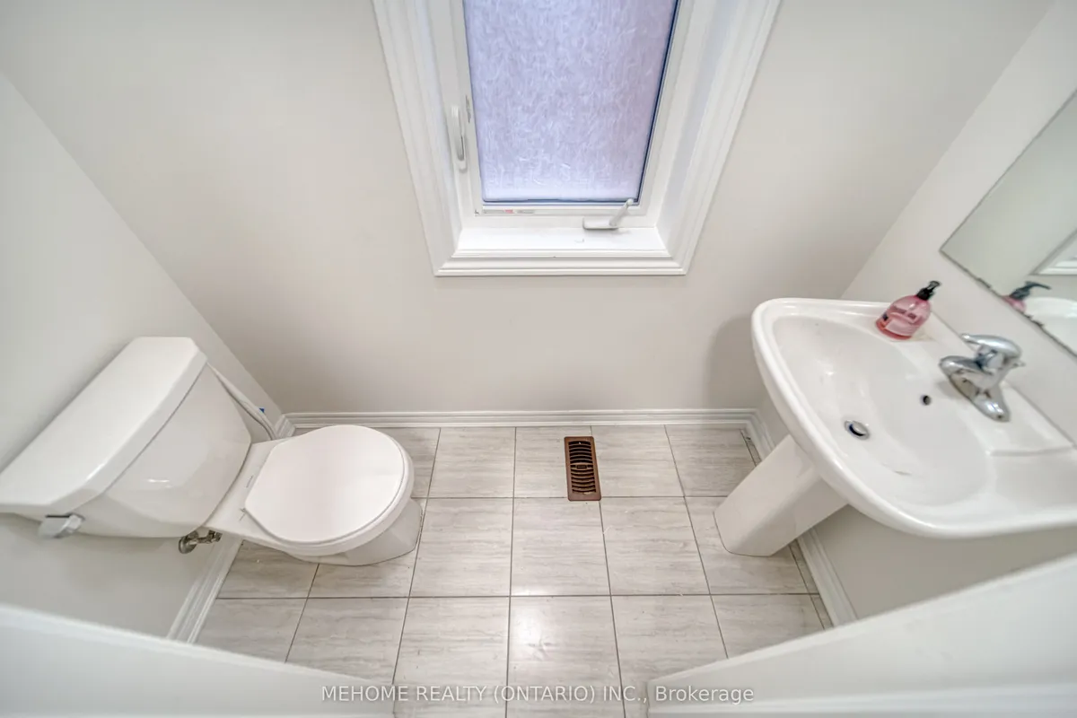 13 Titan Trail, ON L3S 0E2