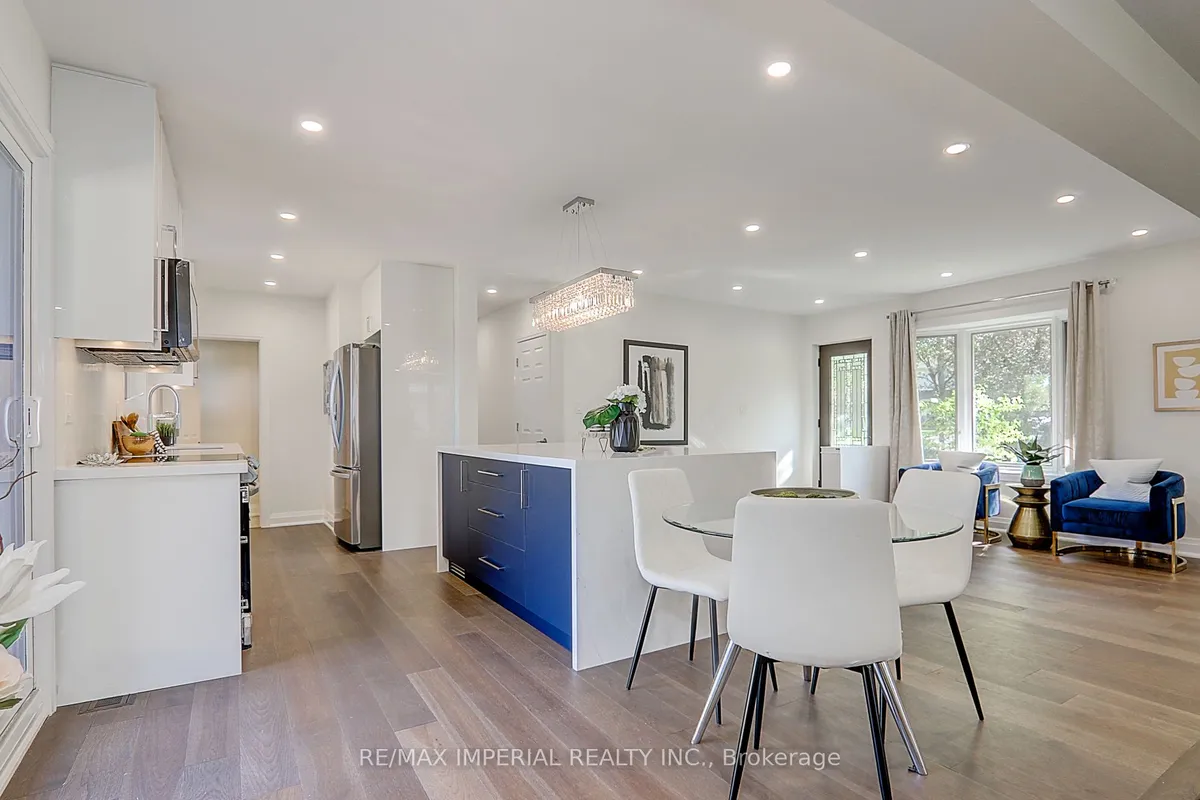 98 Belfry Drive, ON L3Y 3G1