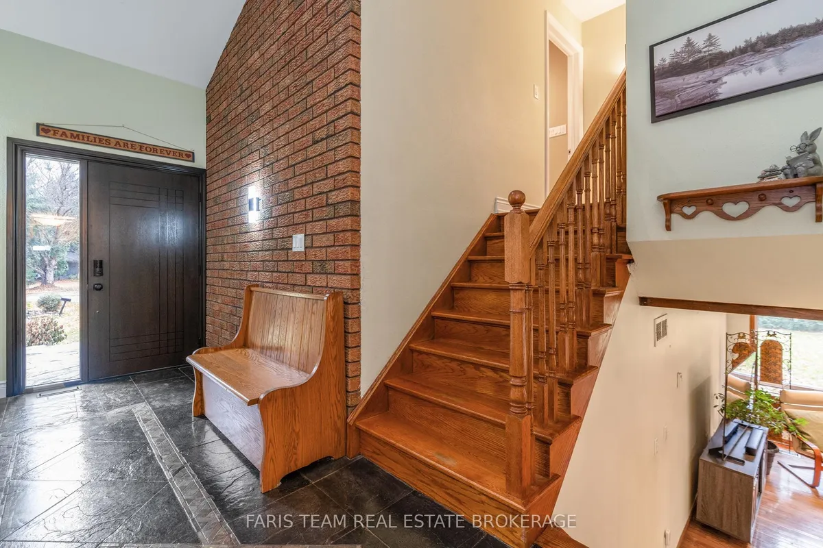 5565 5th Line, ON L0G 1W0