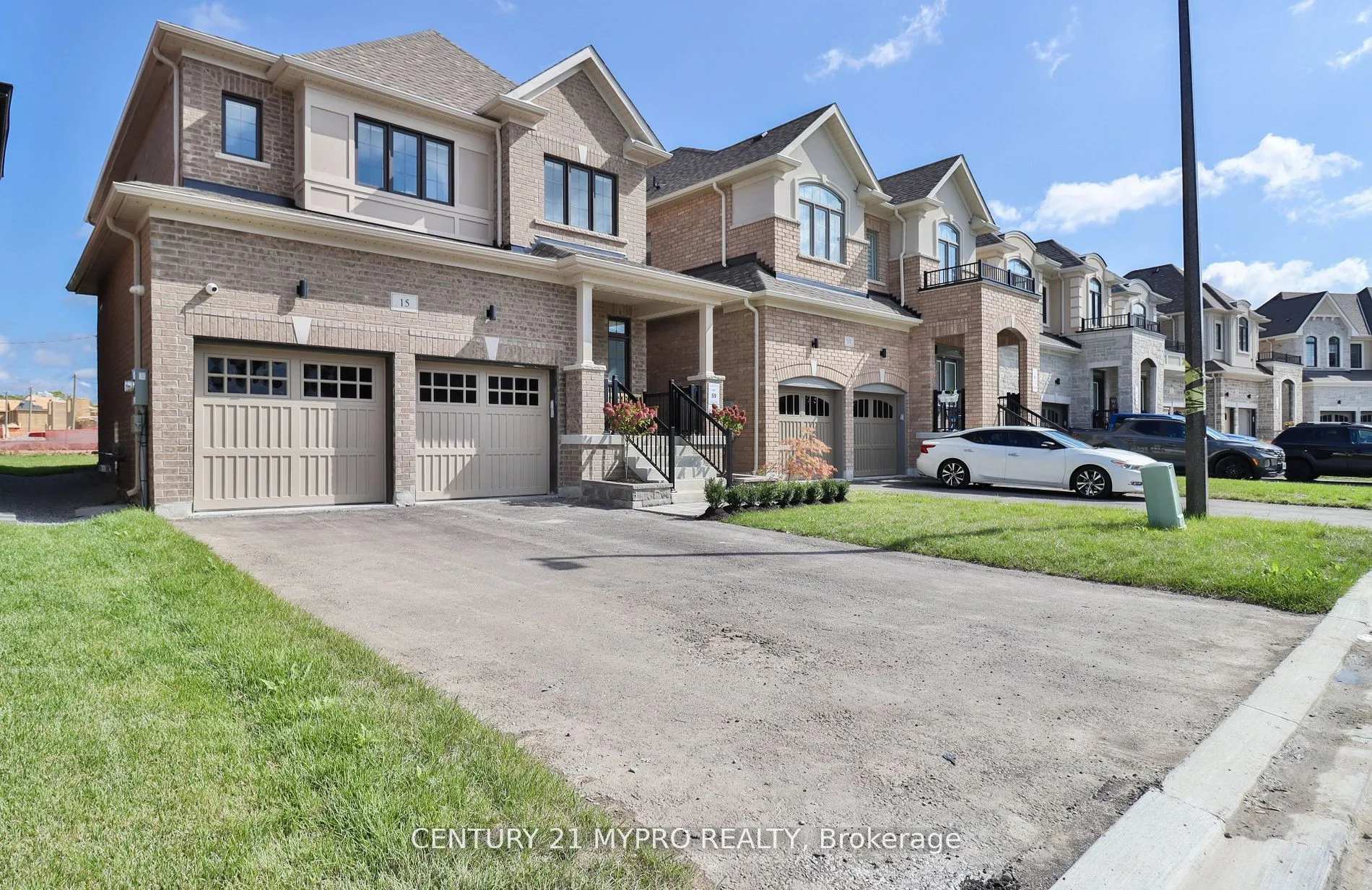 15 George Ellis Drive, ON L4P 0S3