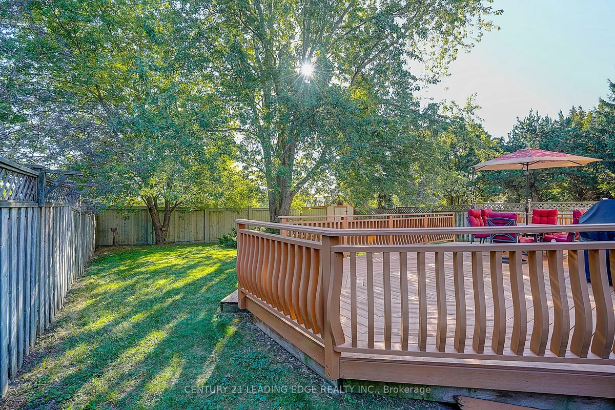 27 Sawyer Crescent, ON L3P 5T8