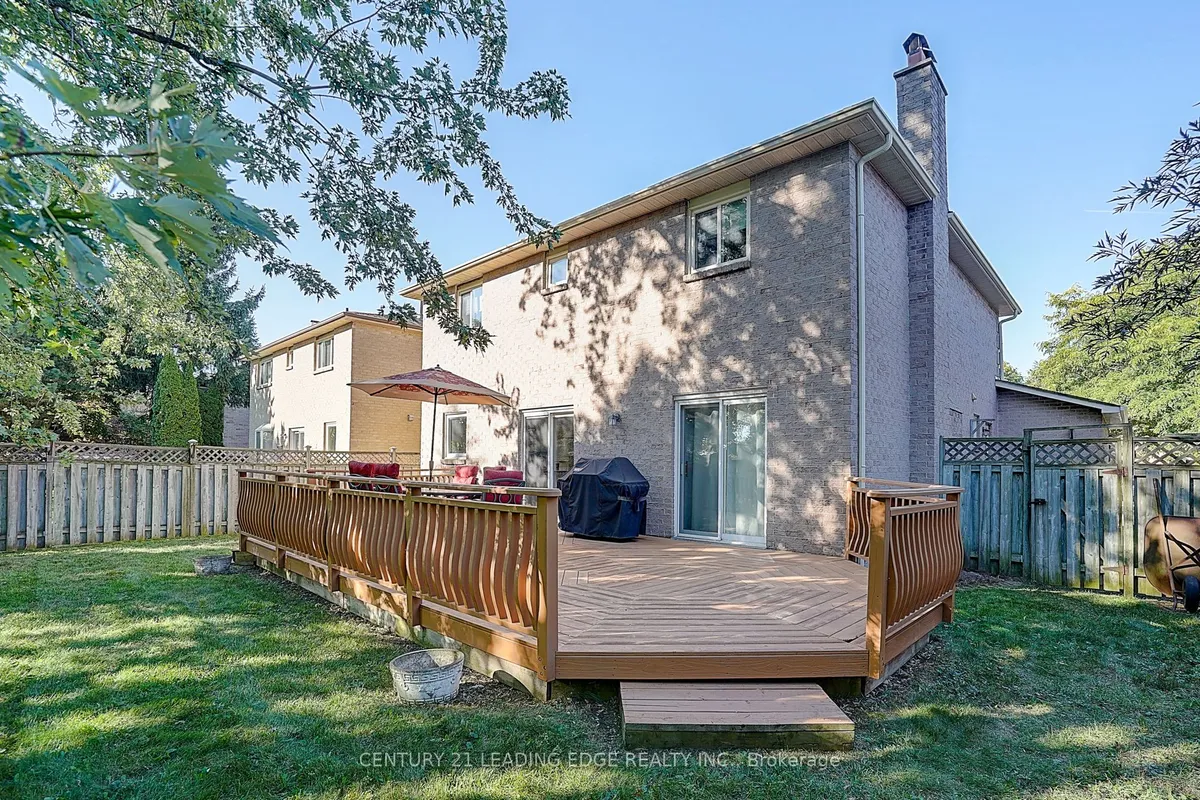 27 Sawyer Crescent, ON L3P 5T8