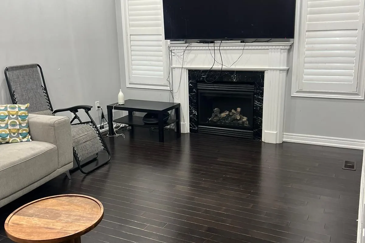 23 Durhamview Crescent, ON L4A 1H4