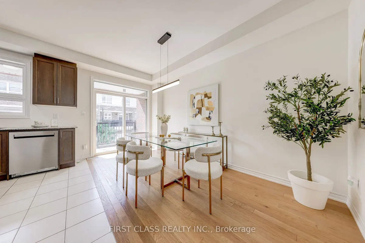 22 Massachusetts Lane, ON L6E 0V6