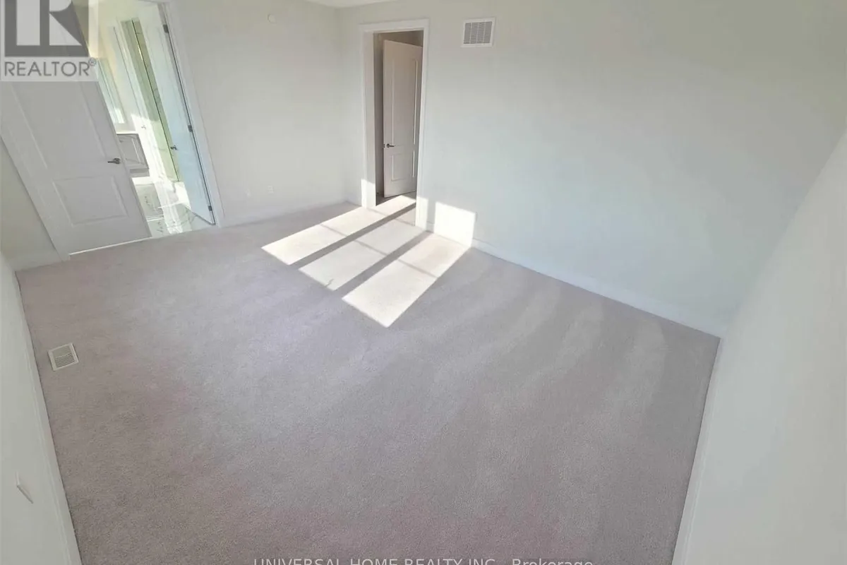 152 Sikura Circle, ON L4G 3Z1