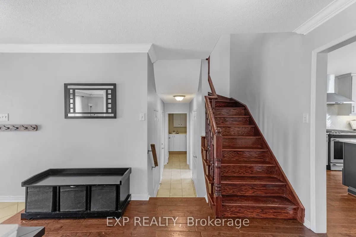 35 Viscount Way, ON L0G 1M0