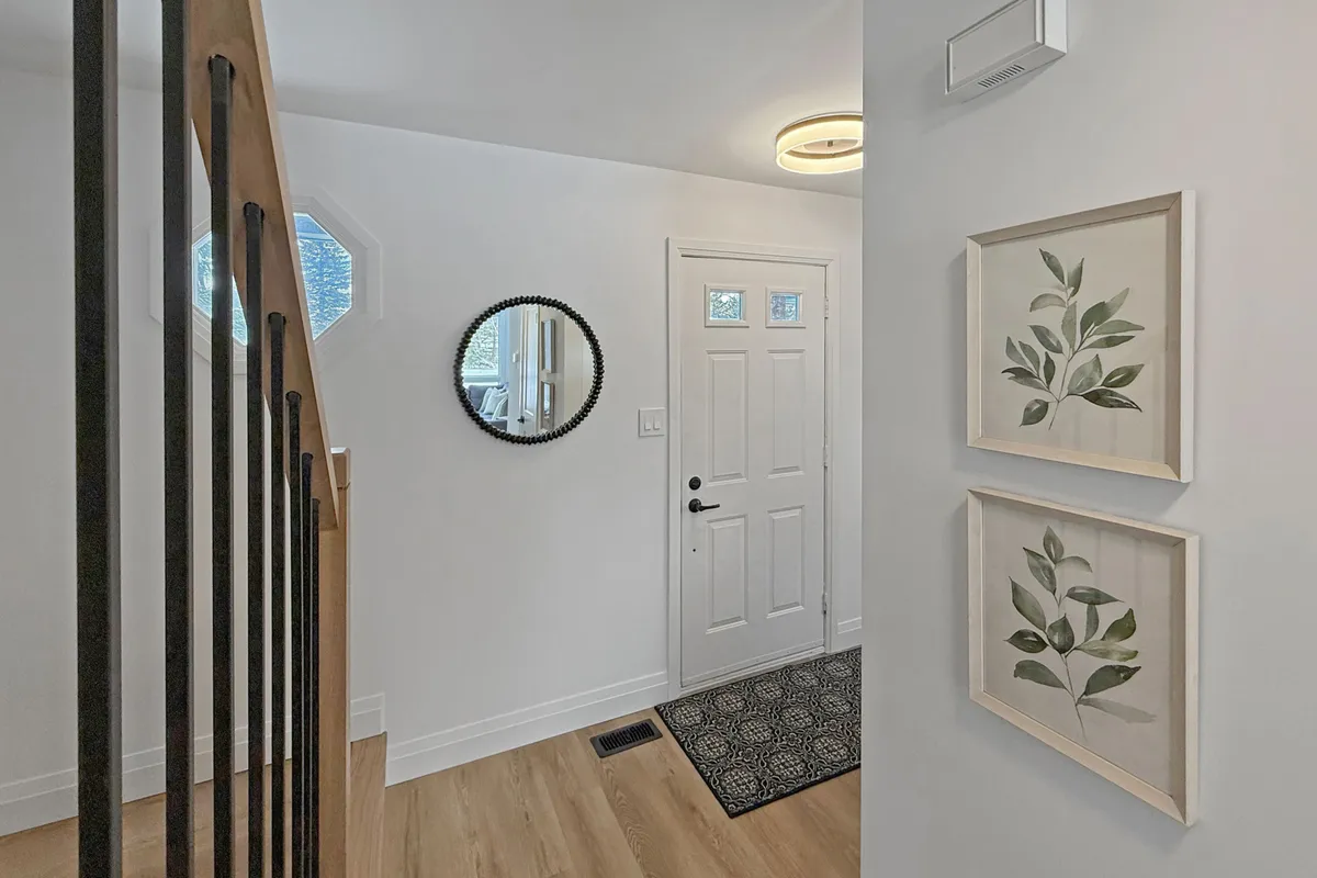 2260 Lynn Street, ON L9S 1E4