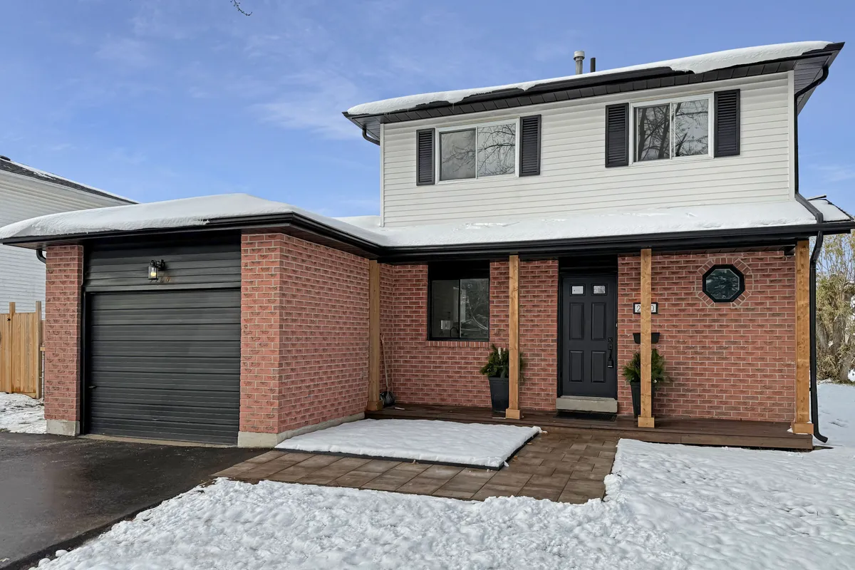 2260 Lynn Street, ON L9S 1E4