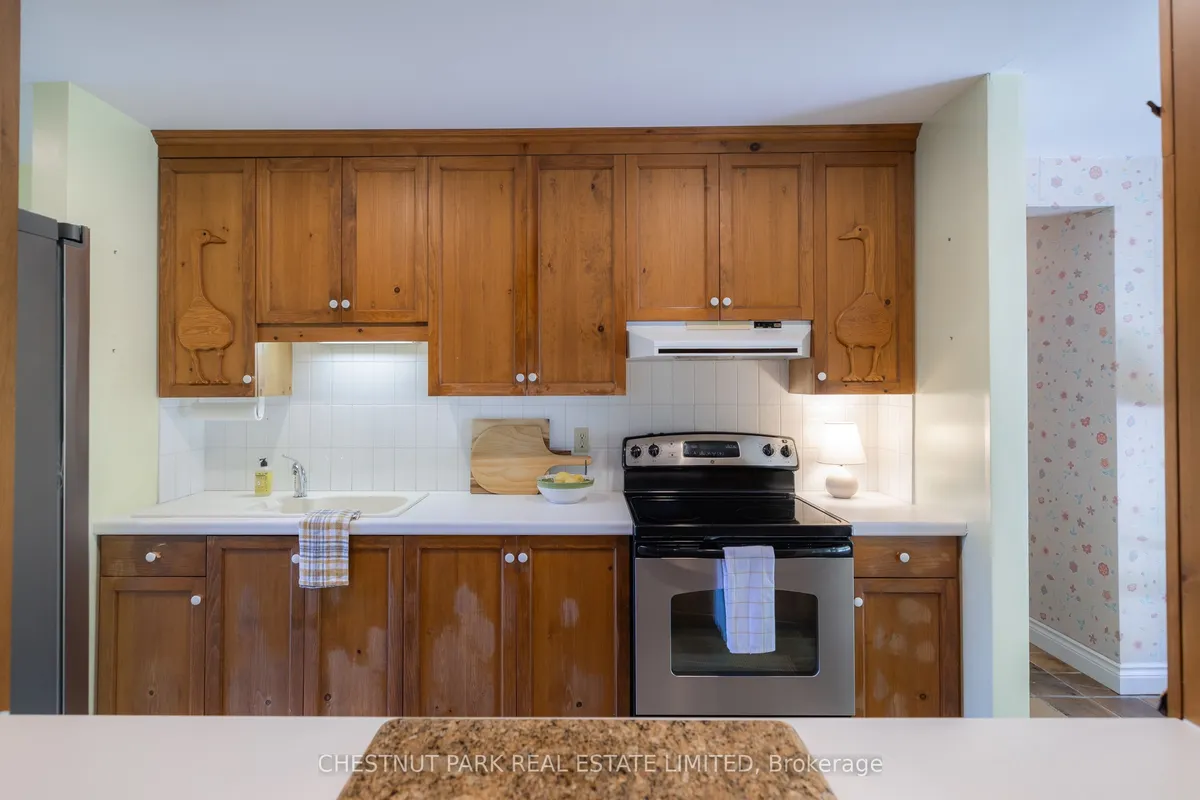 90 Ridge Road, ON L4G 0M3