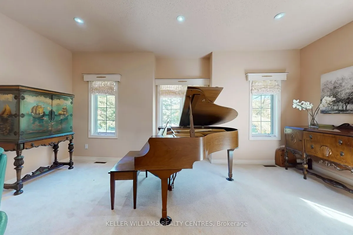 19 Stemmle Drive, ON L4G 6N3