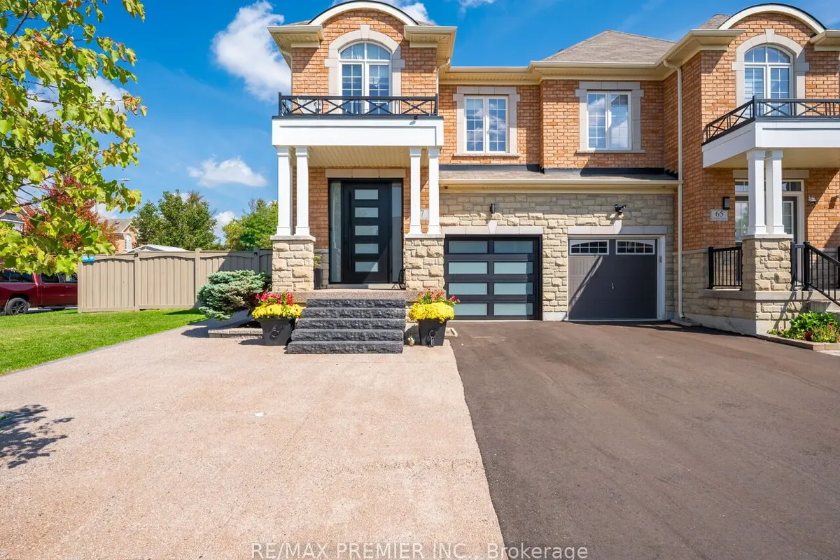 67 Gentile Circle, ON L4H 3N4