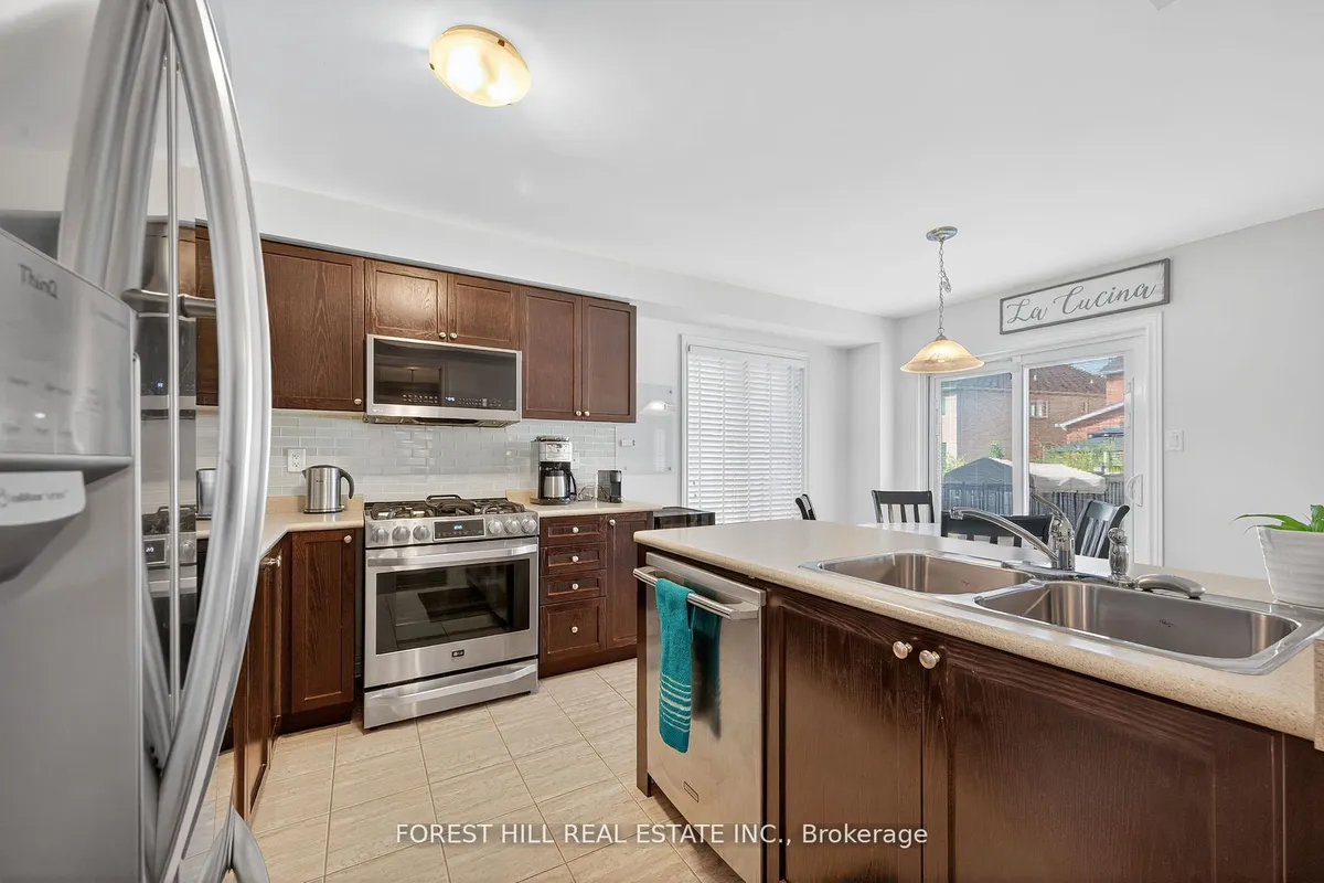 60 Sundragon Trail, ON L3Z 0H5