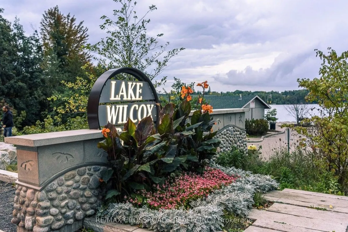 12 SCHMELTZER Crescent, ON L4E 1A2